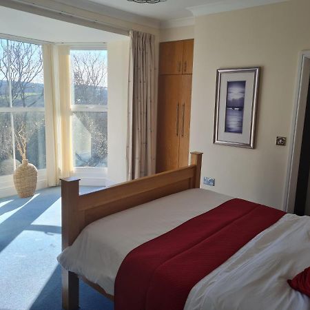The Hope And Anchor Hotel Goodwick Екстериор снимка