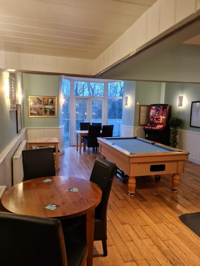 The Hope And Anchor Hotel Goodwick Екстериор снимка
